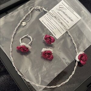 Romantic red rose set Floral  Necklace, Ring & Earring Set( new )